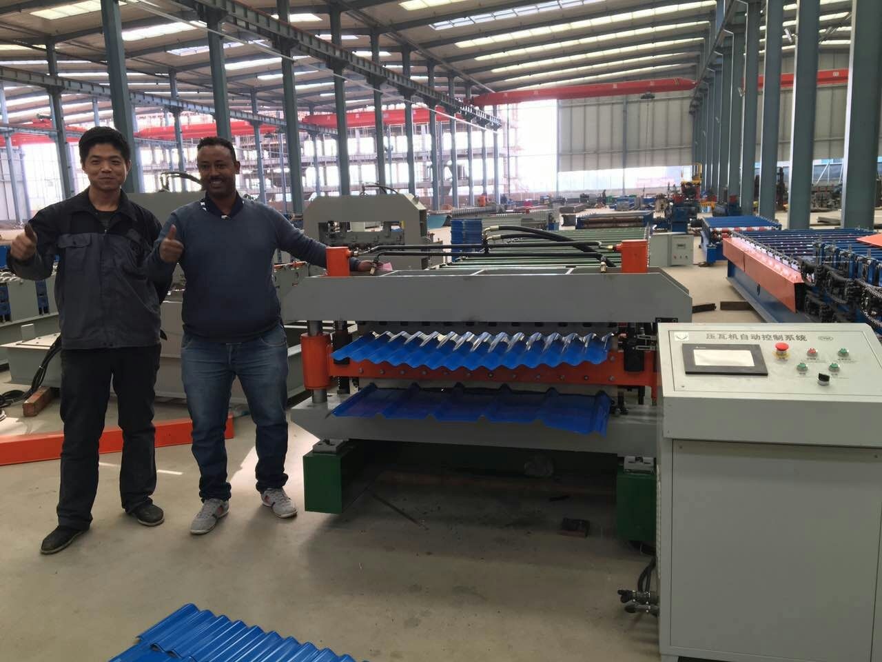 Double layer sheets forming machine